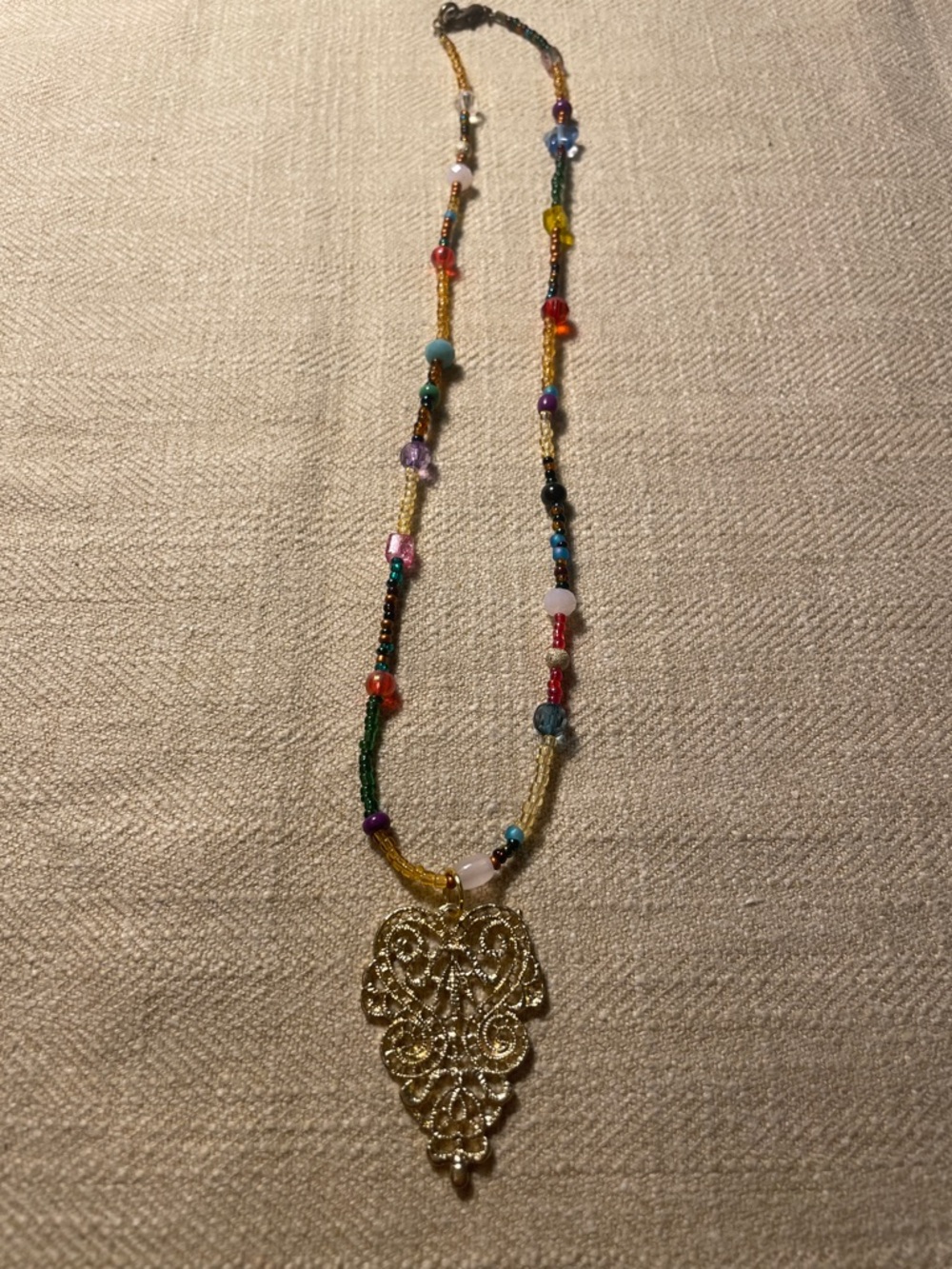 Gold Filigree Pendant Beaded Necklace - Multicolour 17.5” - Picture 2 of 4